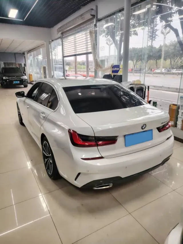 2022 BMW 3 Series 2.0T 184HP L4 8AT,autocango,china used car exporter,china ev exporter,chinese used car exporter,chinese used ev exporter