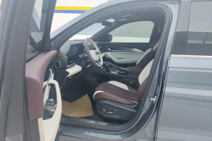 2024 Geely Monjaro 2.0T 238HP L4 8AT,autocango,china used car exporter,china ev exporter,chinese used car exporter,chinese used ev exporter