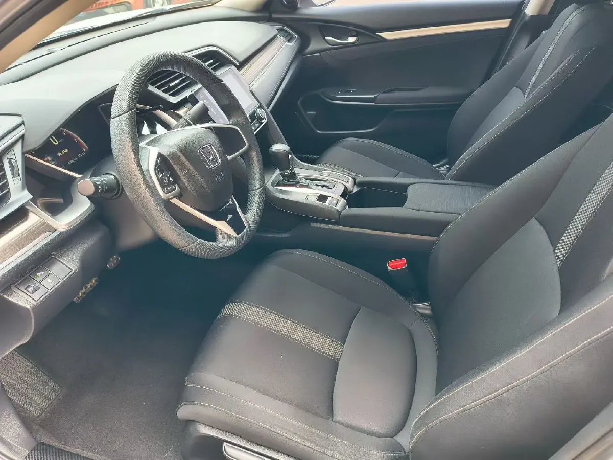 2019 Honda Civic 1.5T 177HP L4 CVT,autocango,china used car exporter,china ev exporter,chinese used car exporter,chinese used ev exporter