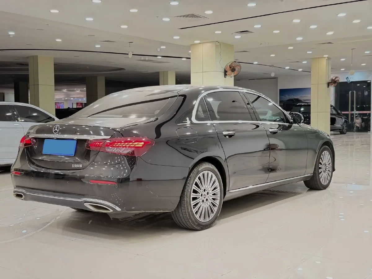 2023 Mercedes-Benz E Class 2.0T 258HP L4 9AT,autocango,china used car exporter,china ev exporter,chinese used car exporter,chinese used ev exporter