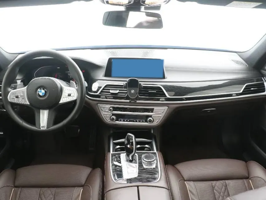2019 BMW 7 Series 2.0T 265HP L4 8AT,autocango,china used car exporter,china ev exporter,chinese used car exporter,chinese used ev exporter