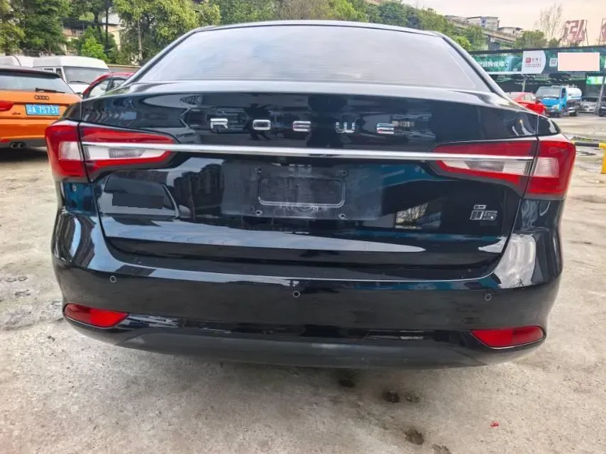 2019 Roewe i5 1.5L 120HP L4 5MT,autocango,china used car exporter,china ev exporter,chinese used car exporter,chinese used ev exporter