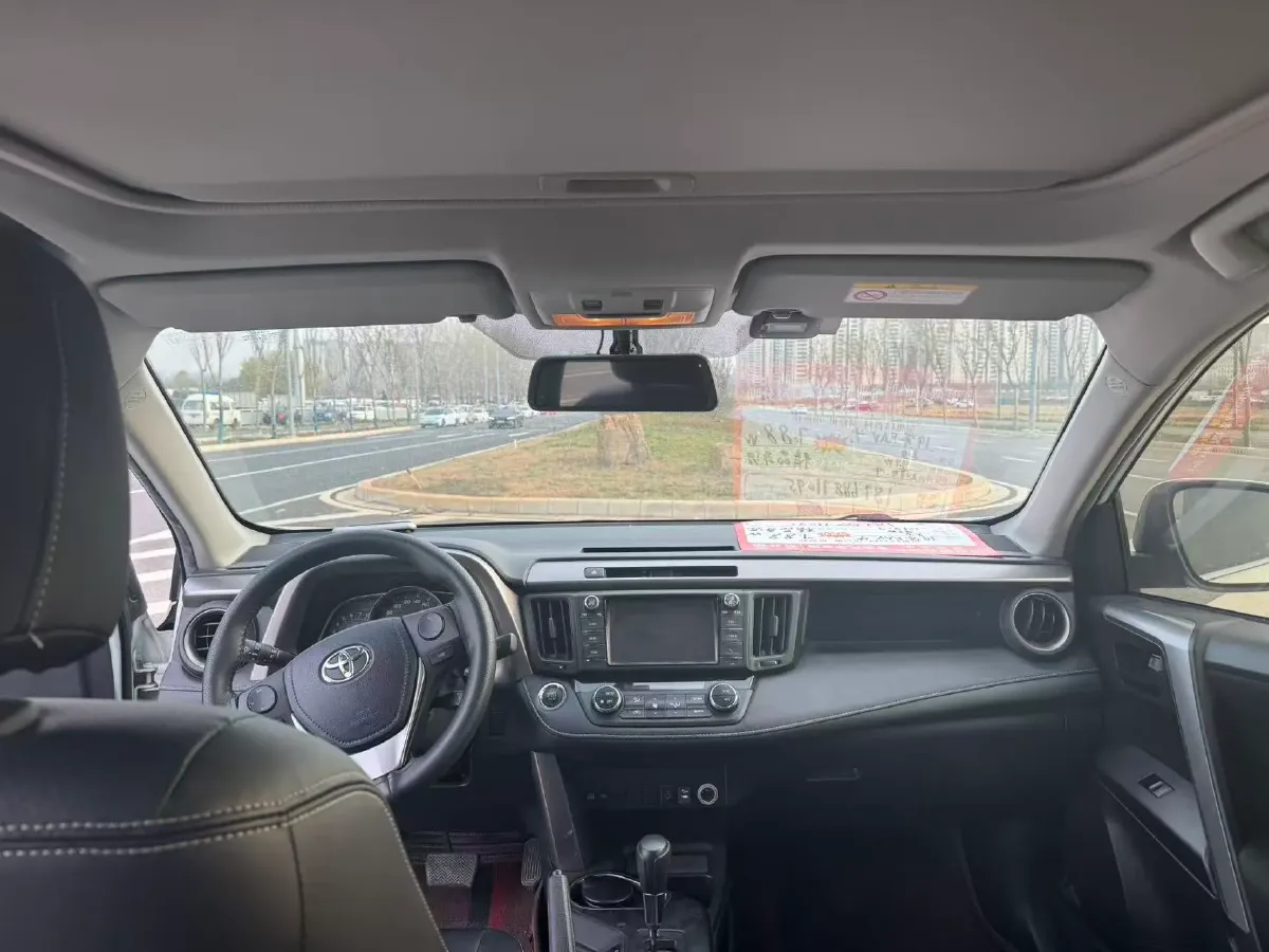 2019 Toyota RAV4 2.0L 151HP L4 CVT,autocango,china used car exporter,china ev exporter,chinese used car exporter,chinese used ev exporter