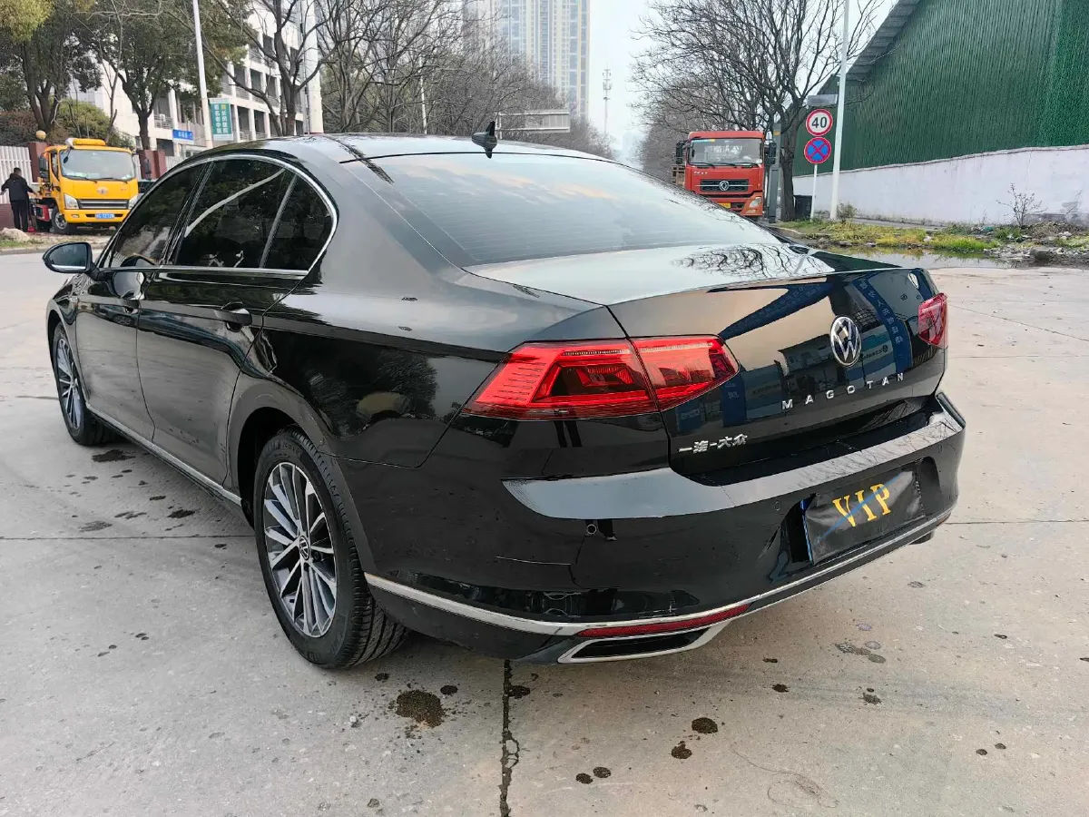 2020 Volkswagen Magotan 2.0T 186HP L4 7DCT,autocango,china used car exporter,china ev exporter,chinese used car exporter,chinese used ev exporter