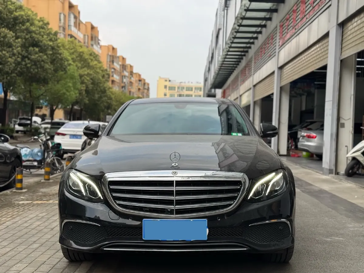 2020 Mercedes-Benz E Class 2.0T 258HP L4 9AT,autocango,china used car exporter,china ev exporter,chinese used car exporter,chinese used ev exporter