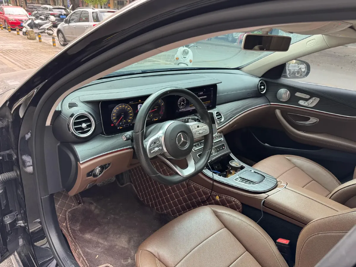 2020 Mercedes-Benz E Class 2.0T 258HP L4 9AT,autocango,china used car exporter,china ev exporter,chinese used car exporter,chinese used ev exporter