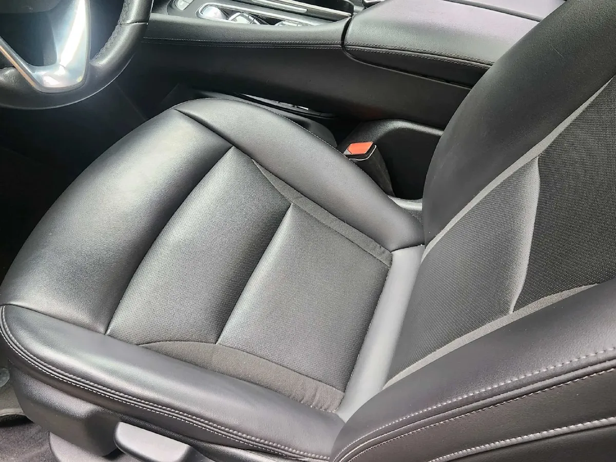 2020 Buick Enclave 2.0T 237HP L4 9AT,autocango,china used car exporter,china ev exporter,chinese used car exporter,chinese used ev exporter