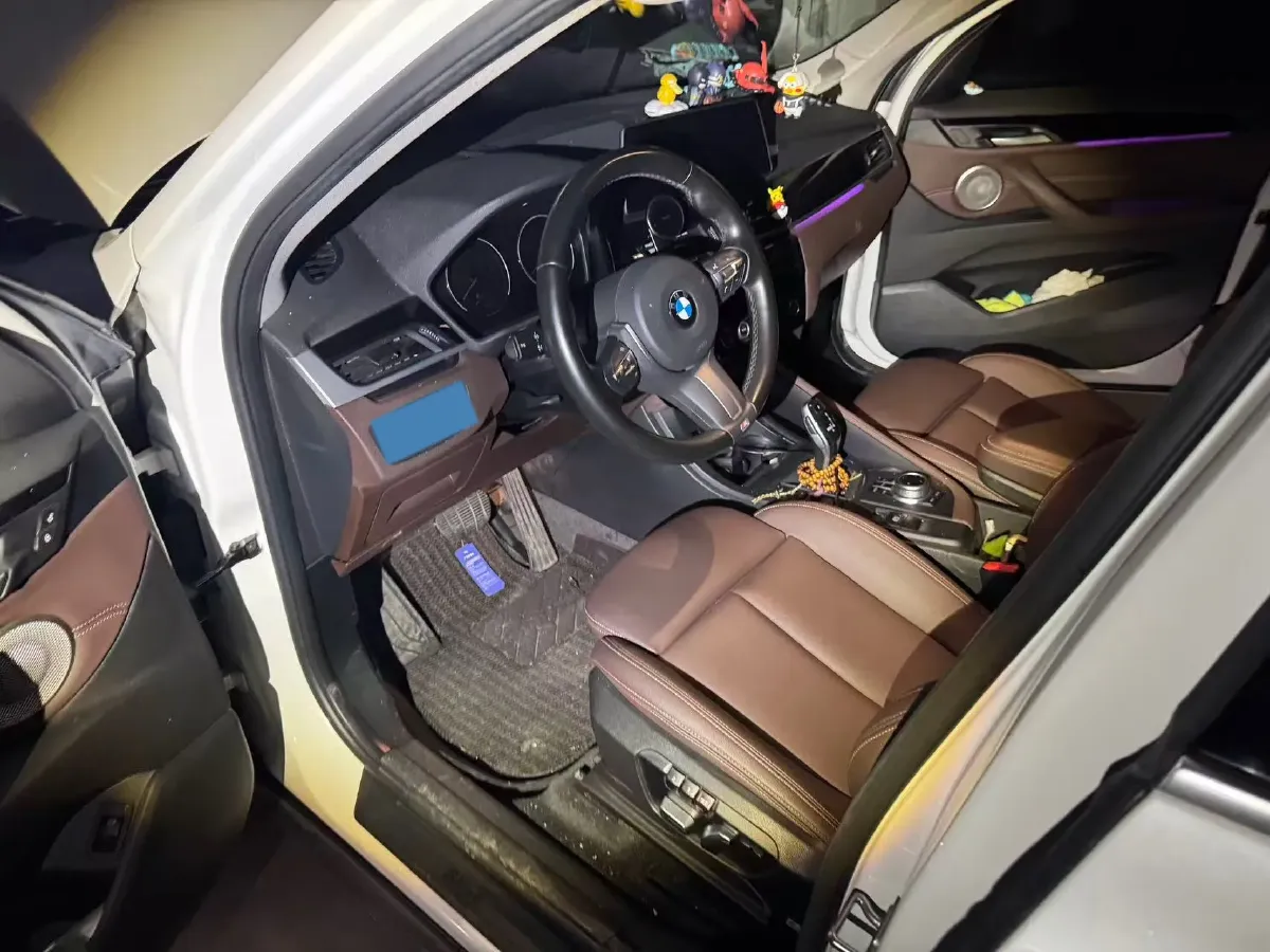 2022 BMW X1 2.0T 192HP L4 7DCT,autocango,china used car exporter,china ev exporter,chinese used car exporter,chinese used ev exporter