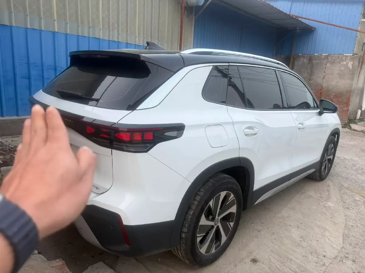 2025 Volkswagen Tayron 2.0T 186HP L4 7DCT,autocango,china used car exporter,china ev exporter,chinese used car exporter,chinese used ev exporter