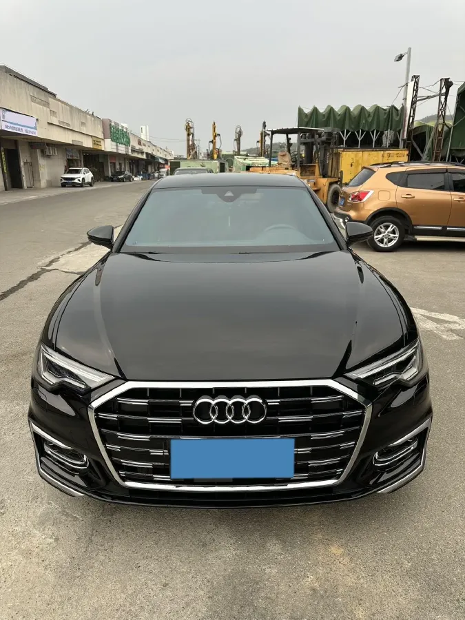 2024 Audi A6L 2.0T 190HP L4 7DCT,autocango,china used car exporter,china ev exporter,chinese used car exporter,chinese used ev exporter