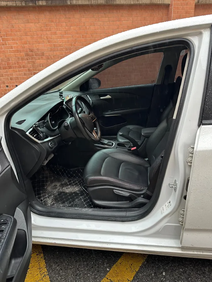 2019 Chevrolet Monza 1.0T 125HP L3 6DCT,autocango,china used car exporter,china ev exporter,chinese used car exporter,chinese used ev exporter