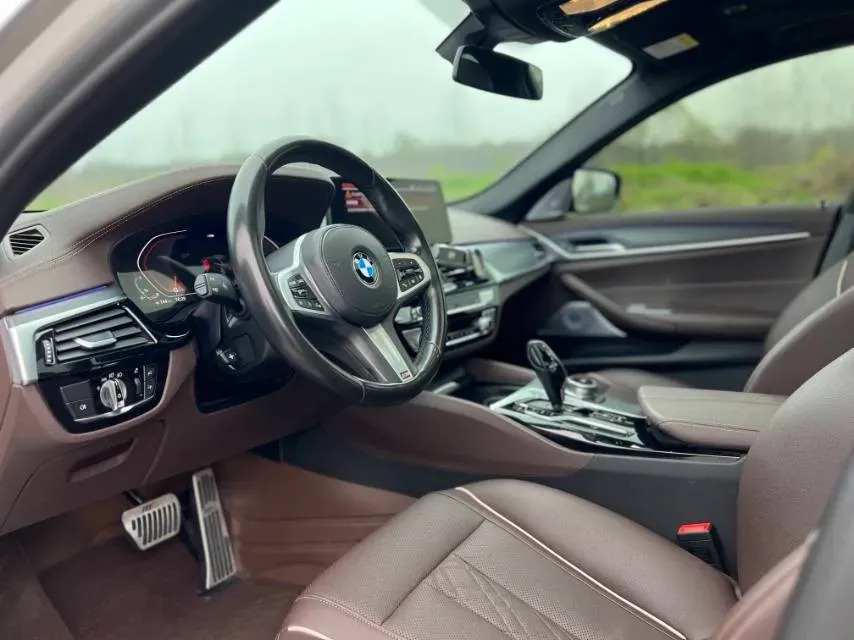 2021 BMW 5 Series 2.0T 252HP L4 8AT,autocango,china used car exporter,china ev exporter,chinese used car exporter,chinese used ev exporter