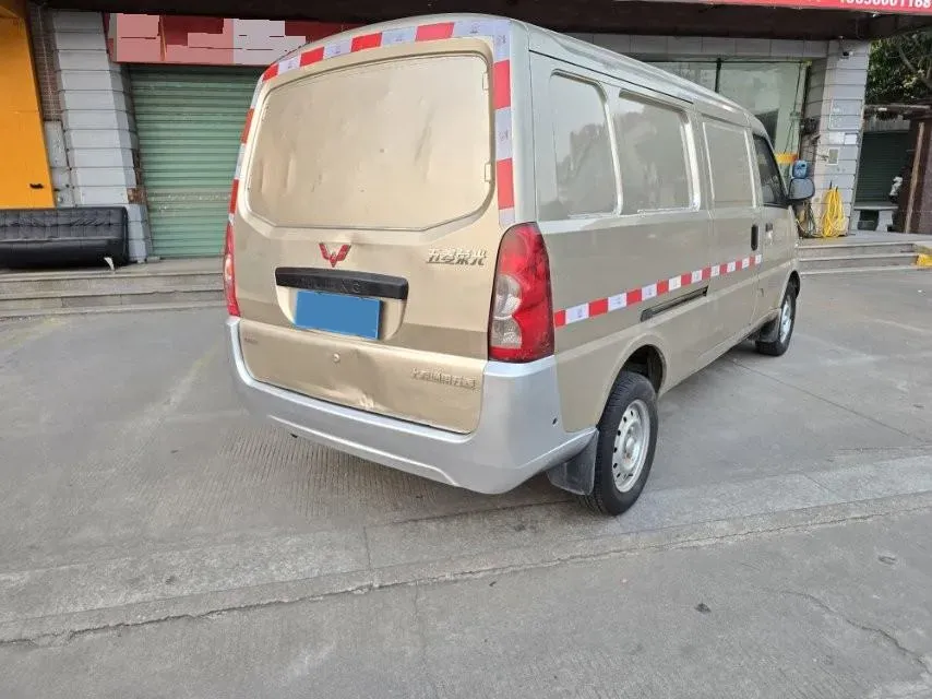 2019 WuLing RongGuang 1.5L 107HP L4 5MT,autocango,china used car exporter,china ev exporter,chinese used car exporter,chinese used ev exporter