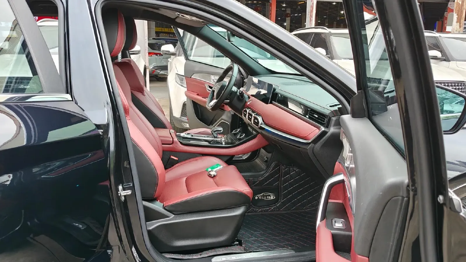 2021 Jetour X70 Plus 1.6T 197HP L4 7DCT,autocango,china used car exporter,china ev exporter,chinese used car exporter,chinese used ev exporter