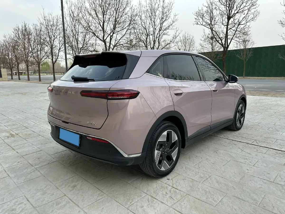 2025 Bestune YueYi 03 BEV 61.47KWH,autocango,china used car exporter,china ev exporter,chinese used car exporter,chinese used ev exporter