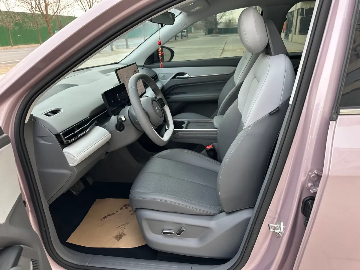 2025 Bestune YueYi 03 BEV 61.47KWH,autocango,china used car exporter,china ev exporter,chinese used car exporter,chinese used ev exporter