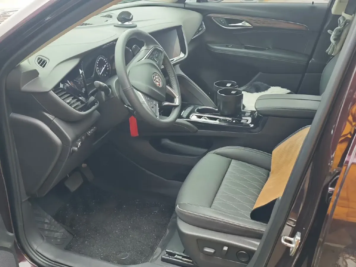 2022 Buick EnvisionPlus 2.0T 237HP L4 9AT,autocango,china used car exporter,china ev exporter,chinese used car exporter,chinese used ev exporter