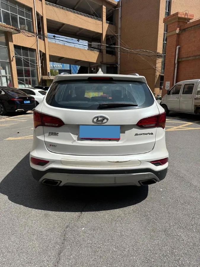 2017 Hyundai Santafe 2.0T 245HP L4 6AT,autocango,china used car exporter,china ev exporter,chinese used car exporter,chinese used ev exporter