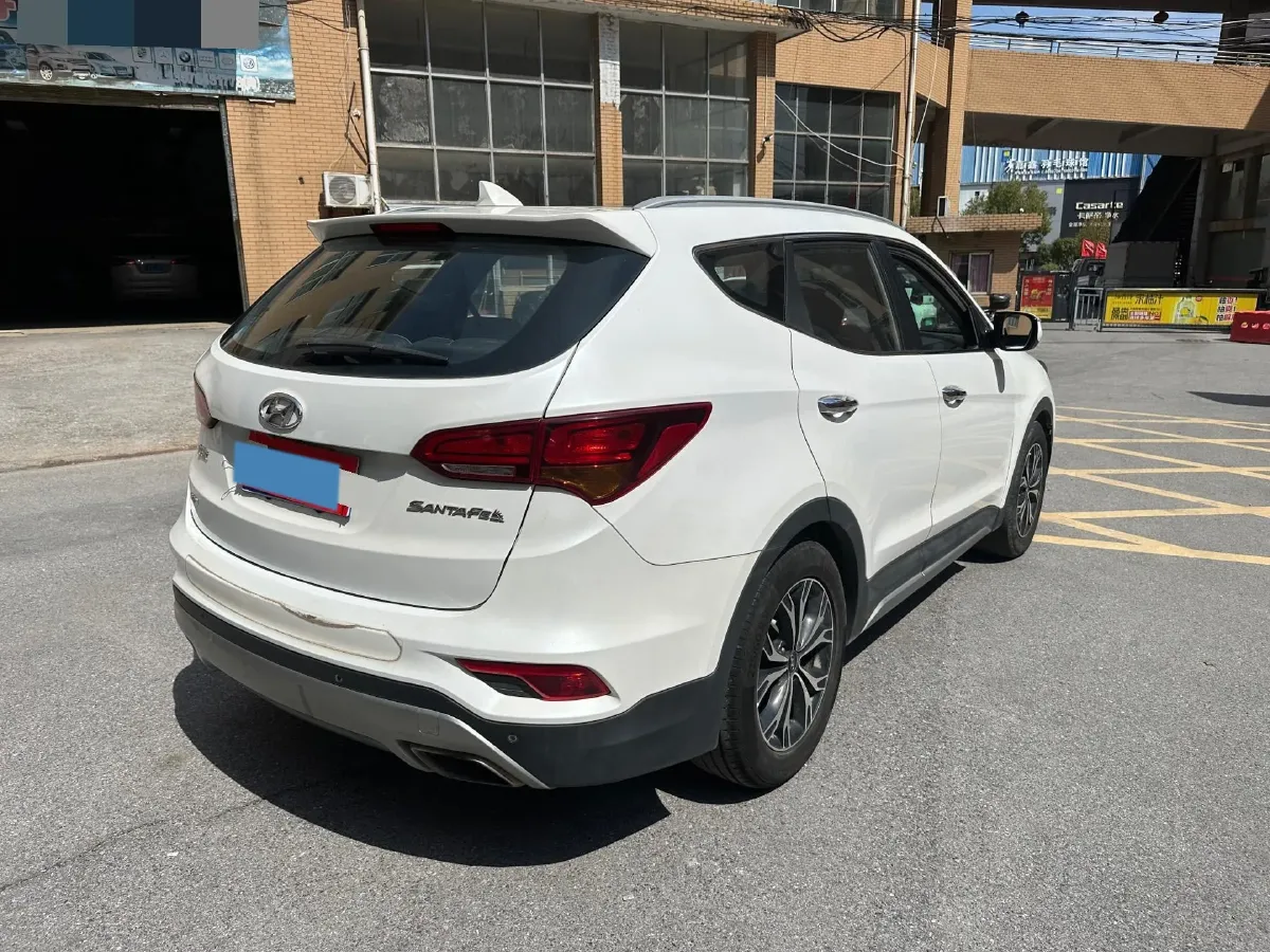 2017 Hyundai Santafe 2.0T 245HP L4 6AT,autocango,china used car exporter,china ev exporter,chinese used car exporter,chinese used ev exporter