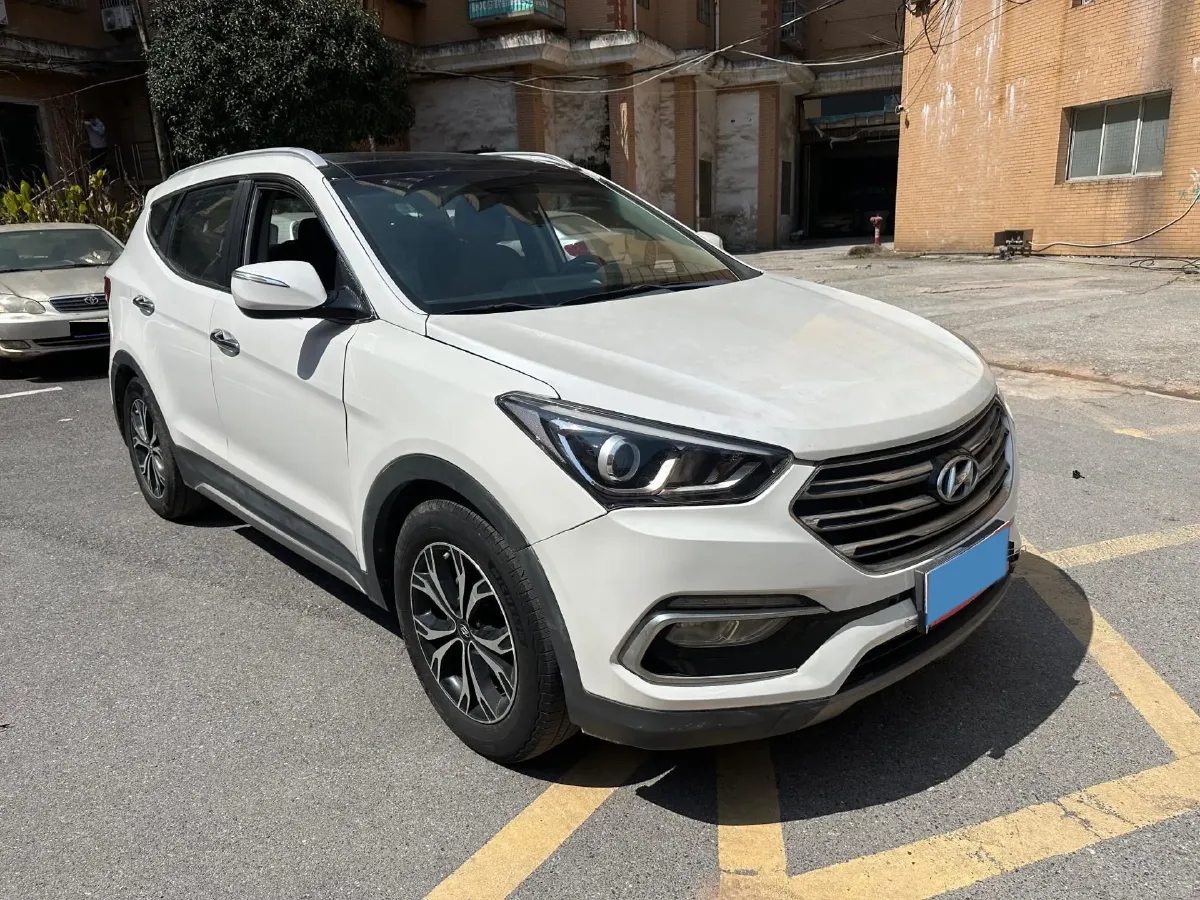 2017 Hyundai Santafe 2.0T 245HP L4 6AT,autocango,china used car exporter,china ev exporter,chinese used car exporter,chinese used ev exporter