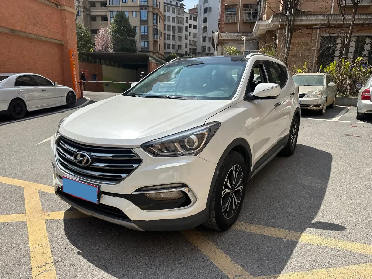 2017 Hyundai Santafe 2.0T 245HP L4 6AT,autocango,china used car exporter,china ev exporter,chinese used car exporter,chinese used ev exporter