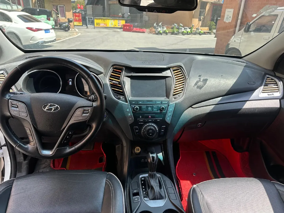 2017 Hyundai Santafe 2.0T 245HP L4 6AT,autocango,china used car exporter,china ev exporter,chinese used car exporter,chinese used ev exporter