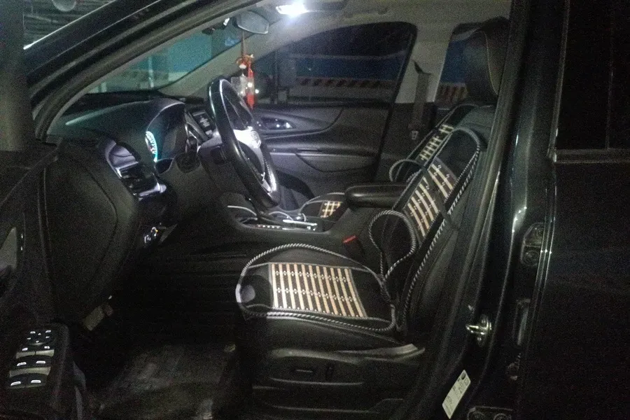 2018 Chevrolet Equinox 1.5T 180HP L4 6AT,autocango,china used car exporter,china ev exporter,chinese used car exporter,chinese used ev exporter