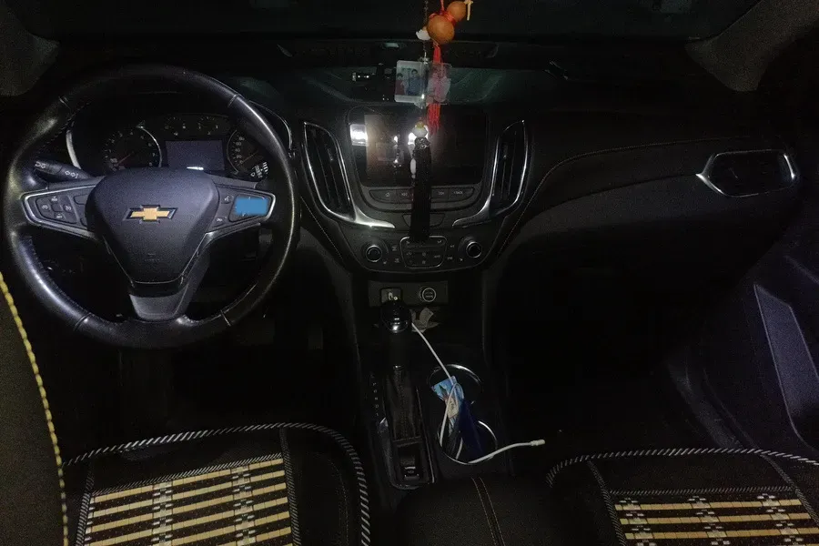 2018 Chevrolet Equinox 1.5T 180HP L4 6AT,autocango,china used car exporter,china ev exporter,chinese used car exporter,chinese used ev exporter