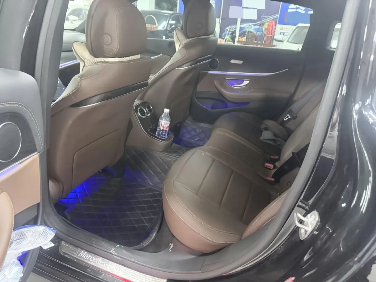 2022 Mercedes-Benz GLC Class 2.0T 258HP L4 9AT,autocango,china used car exporter,china ev exporter,chinese used car exporter,chinese used ev exporter