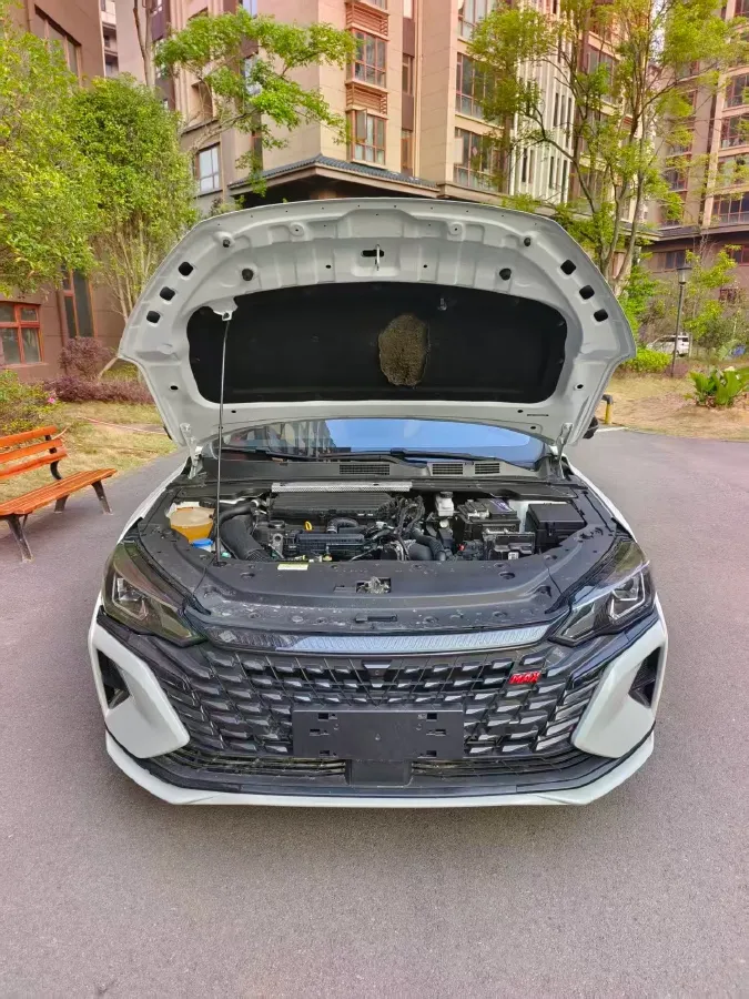 2021 DongFeng Aeolus YiXuan MAX 1.5T 190HP L4 7DCT,autocango,china used car exporter,china ev exporter,chinese used car exporter,chinese used ev exporter