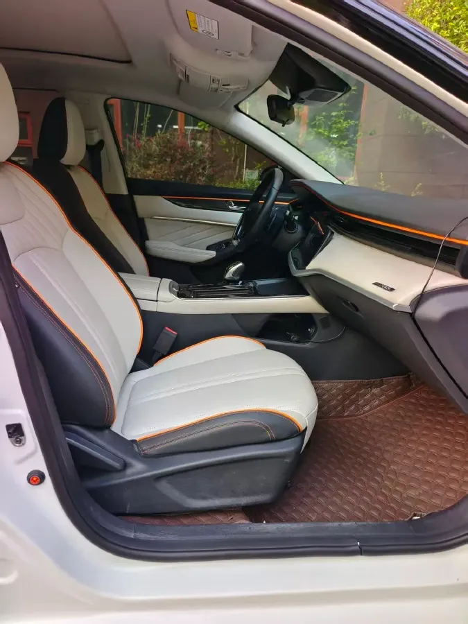 2021 DongFeng Aeolus YiXuan MAX 1.5T 190HP L4 7DCT,autocango,china used car exporter,china ev exporter,chinese used car exporter,chinese used ev exporter