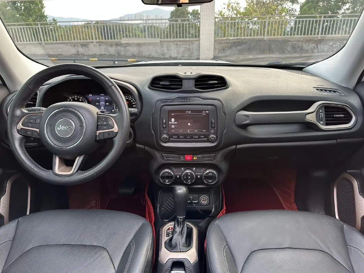 2017 Jeep Renegade 1.4T 150HP L4 7DCT,autocango,china used car exporter,china ev exporter,chinese used car exporter,chinese used ev exporter