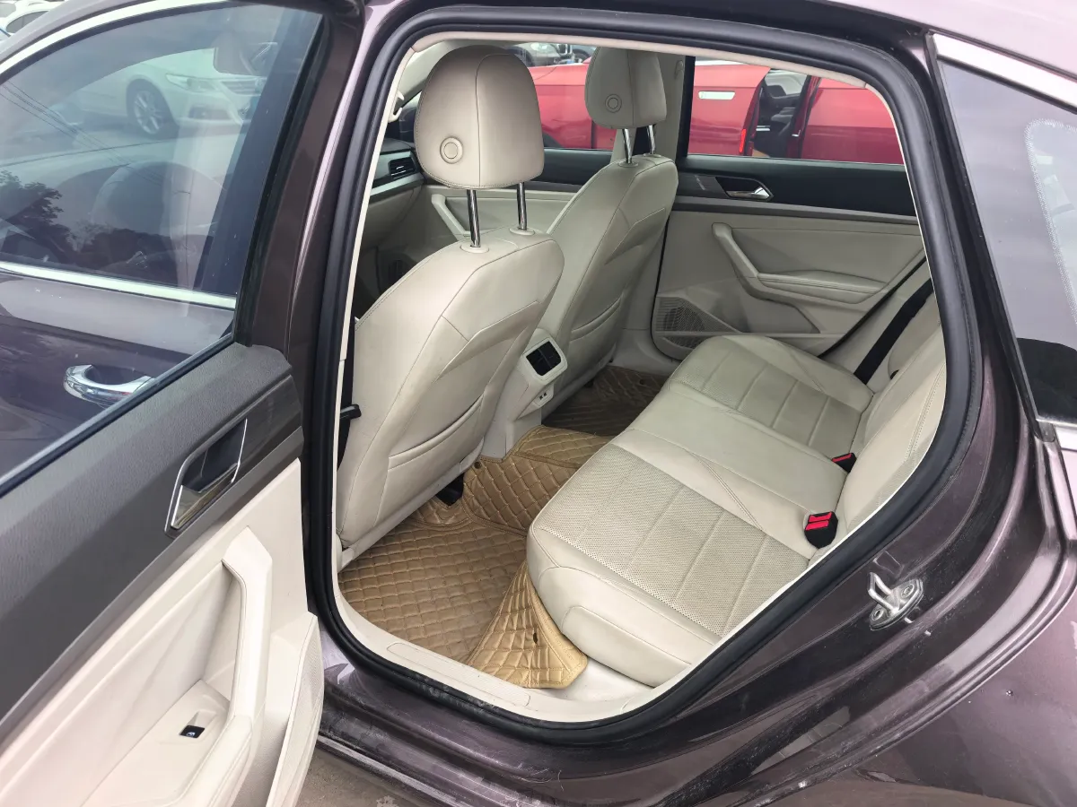 2018 Volkswagen Lavida 1.2T 116HP L4 7DCT,autocango,china used car exporter,china ev exporter,chinese used car exporter,chinese used ev exporter