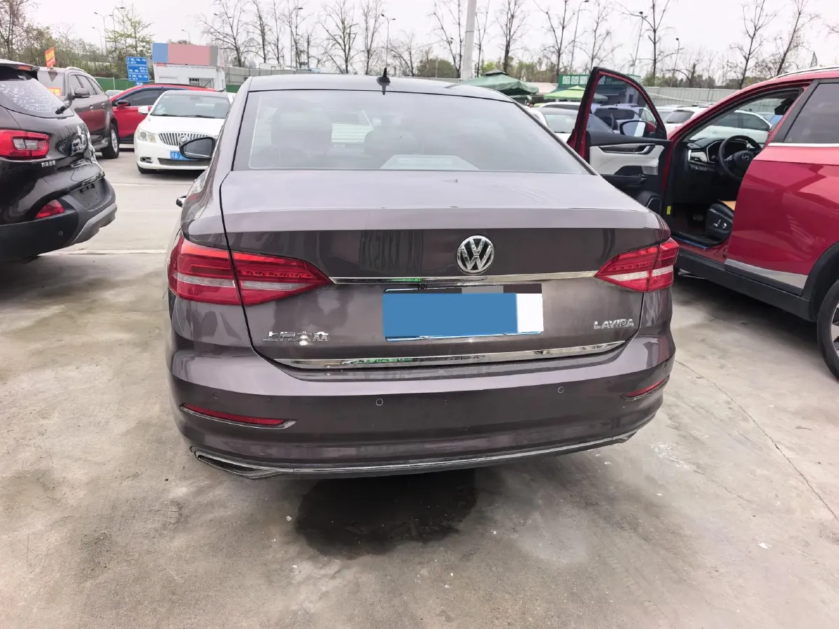 2018 Volkswagen Lavida 1.2T 116HP L4 7DCT,autocango,china used car exporter,china ev exporter,chinese used car exporter,chinese used ev exporter