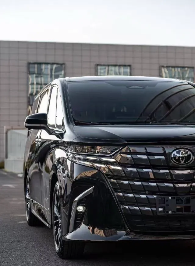 2024 Toyota Alphard 2.5L 190HP L4 E-CVT Hybrid,autocango,china used car exporter,china ev exporter,chinese used car exporter,chinese used ev exporter