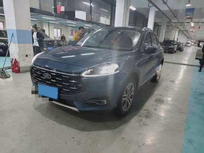 2020 Ford Escape 2.0T 248HP L4 8AT,autocango,china used car exporter,china ev exporter,chinese used car exporter,chinese used ev exporter