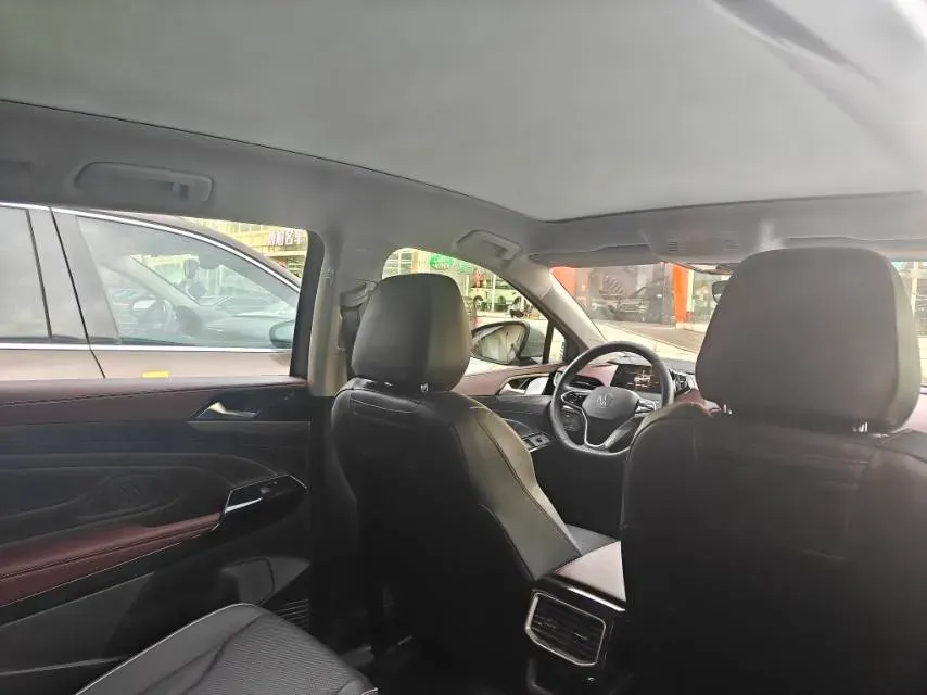 2023 Volkswagen ID.6 X BEV 83.4KWH,autocango,china used car exporter,china ev exporter,chinese used car exporter,chinese used ev exporter