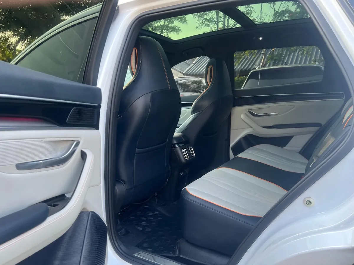 2022 Hyundai Tucson 2.0L 150HP L4 6AT Hybrid,autocango,china used car exporter,china ev exporter,chinese used car exporter,chinese used ev exporter