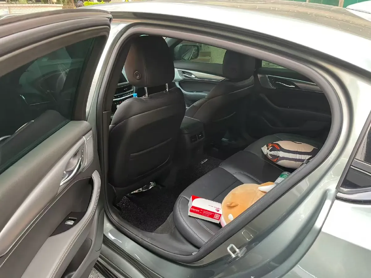 2023 Cadillac CT5 2.0T 237HP L4 10AT,autocango,china used car exporter,china ev exporter,chinese used car exporter,chinese used ev exporter