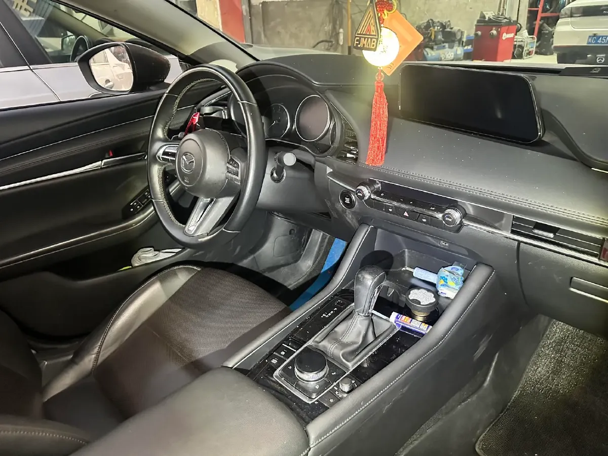 2022 Mazda 3 Axela 2.0L 158HP L4 6AT,autocango,china used car exporter,china ev exporter,chinese used car exporter,chinese used ev exporter