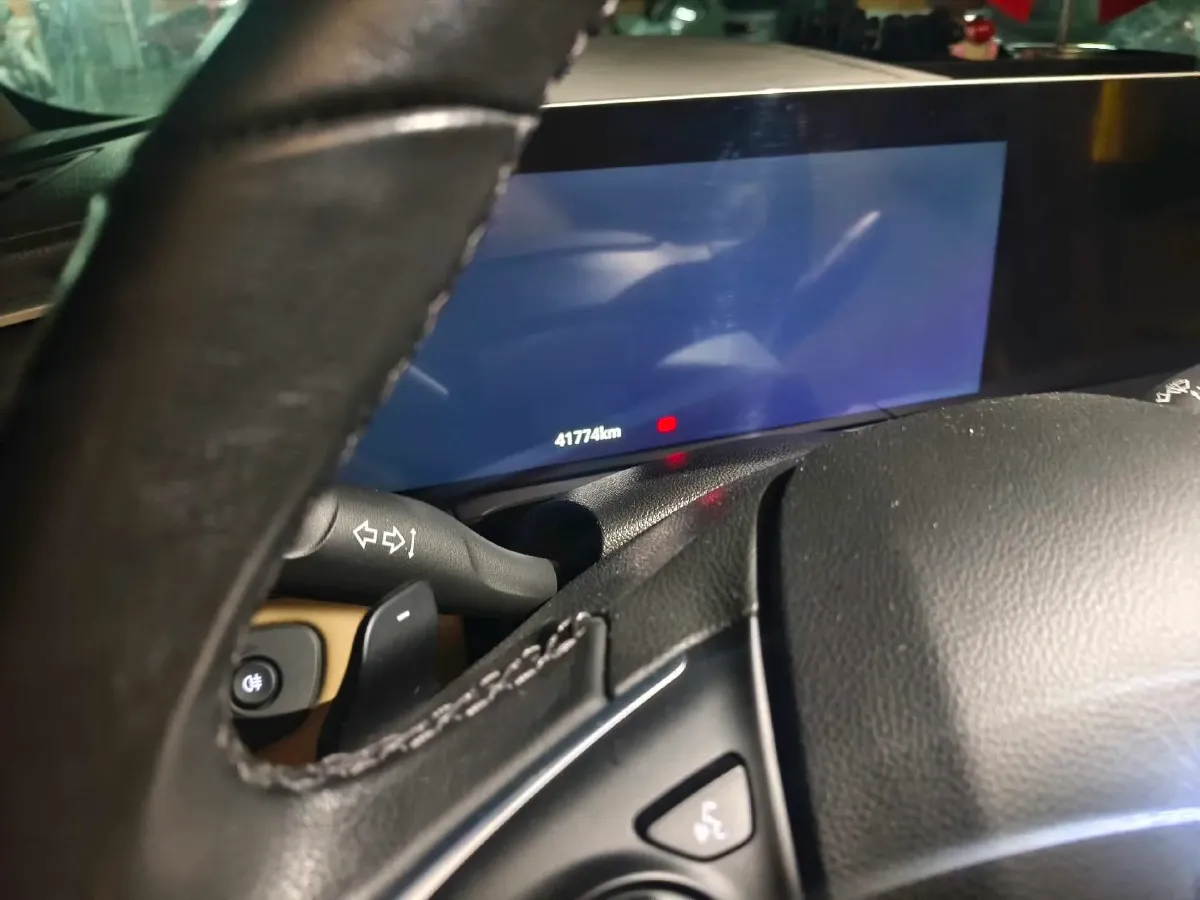 2021 Buick GL8 2.0T 237HP L4 9AT,autocango,china used car exporter,china ev exporter,chinese used car exporter,chinese used ev exporter