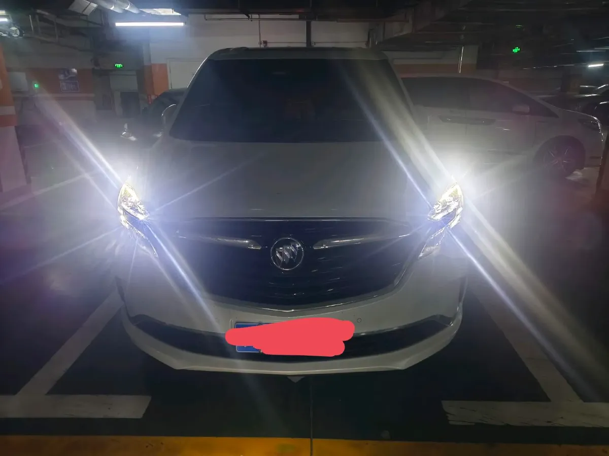 2021 Buick GL8 2.0T 237HP L4 9AT,autocango,china used car exporter,china ev exporter,chinese used car exporter,chinese used ev exporter
