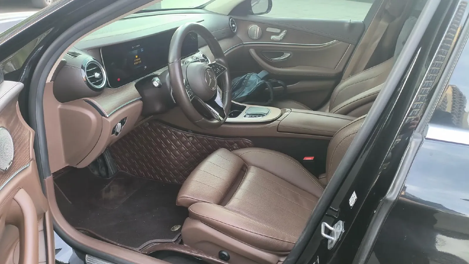 2022 Mercedes-Benz E Class 2.0T 258HP L4 9AT,autocango,china used car exporter,china ev exporter,chinese used car exporter,chinese used ev exporter