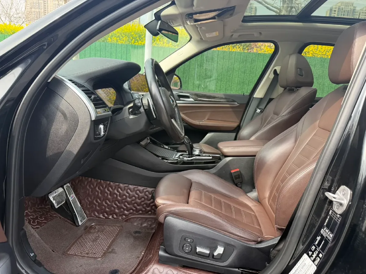 2021 BMW X3 2.0T 252HP L4 8AT,autocango,china used car exporter,china ev exporter,chinese used car exporter,chinese used ev exporter