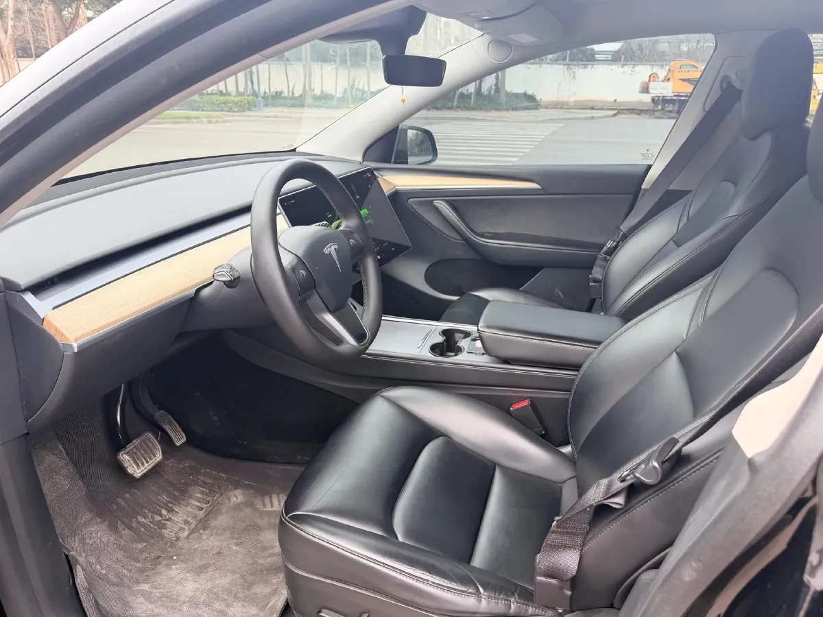 2022 Tesla Model Y BEV 60KWH,autocango,china used car exporter,china ev exporter,chinese used car exporter,chinese used ev exporter