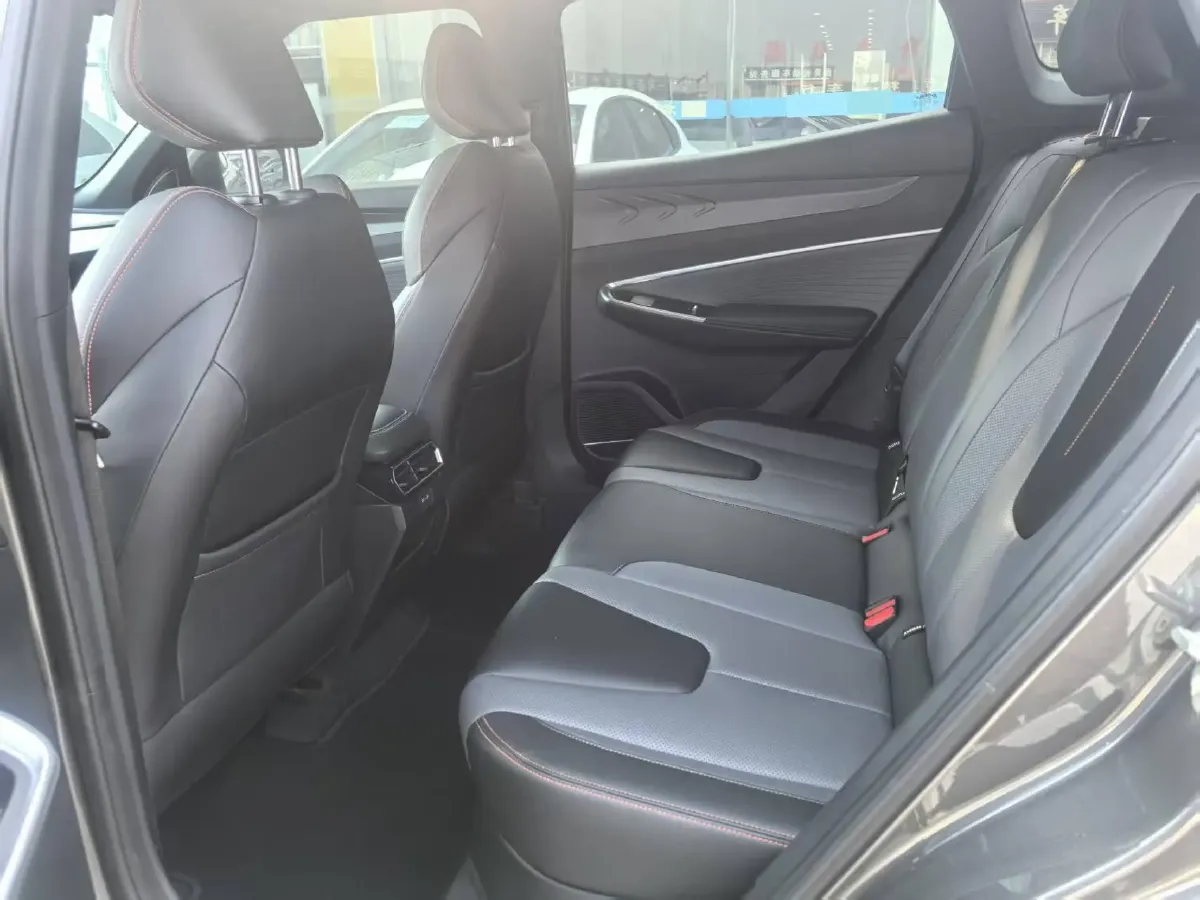 2023 Geely Azkarra 1.5T 181HP L4 7DCT,autocango,china used car exporter,china ev exporter,chinese used car exporter,chinese used ev exporter