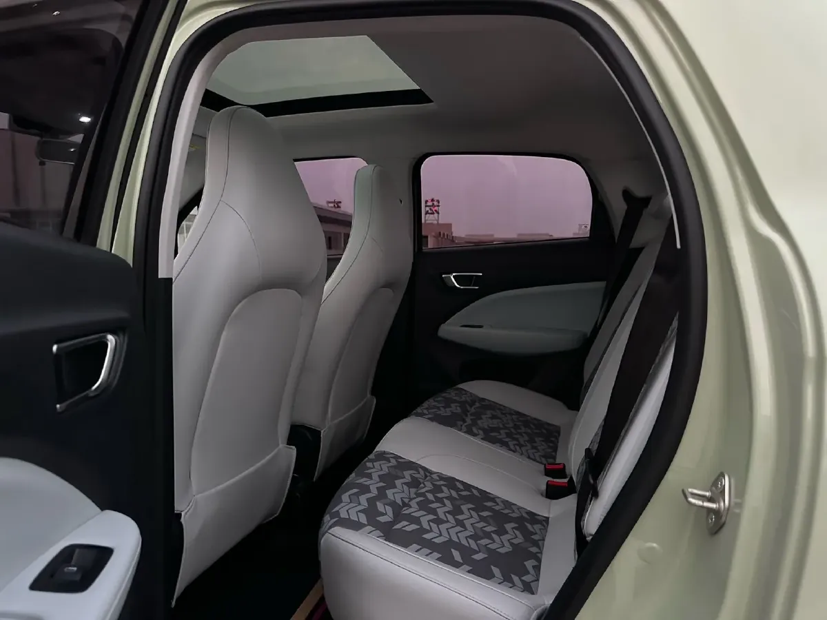 2022 Soueast A5 1.5L 120HP L4 CVT,autocango,china used car exporter,china ev exporter,chinese used car exporter,chinese used ev exporter