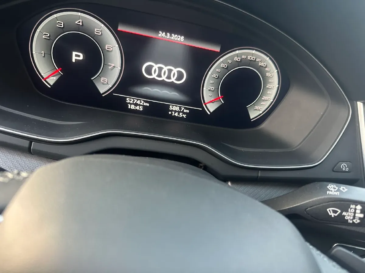 2022 Audi Q5L 2.0T 190HP L4 7DCT,autocango,china used car exporter,china ev exporter,chinese used car exporter,chinese used ev exporter