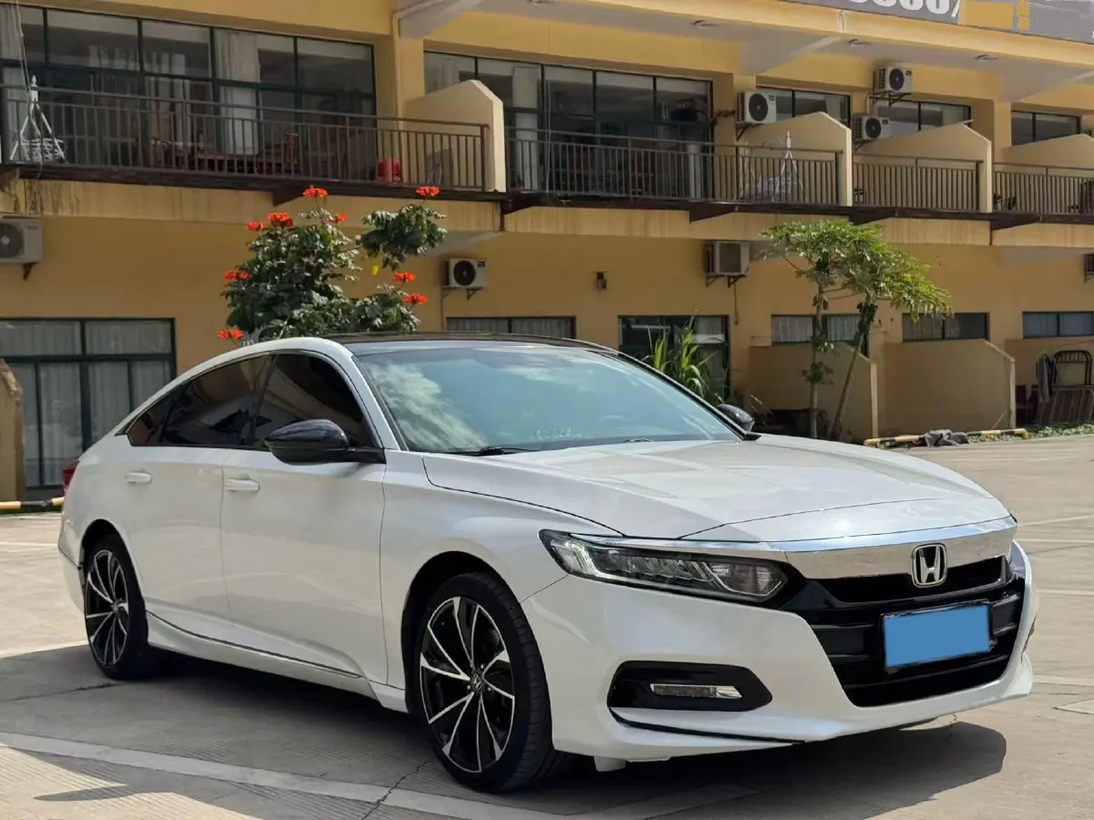 2018 Honda Accord 1.5T 194HP L4 CVT,autocango,china used car exporter,china ev exporter,chinese used car exporter,chinese used ev exporter