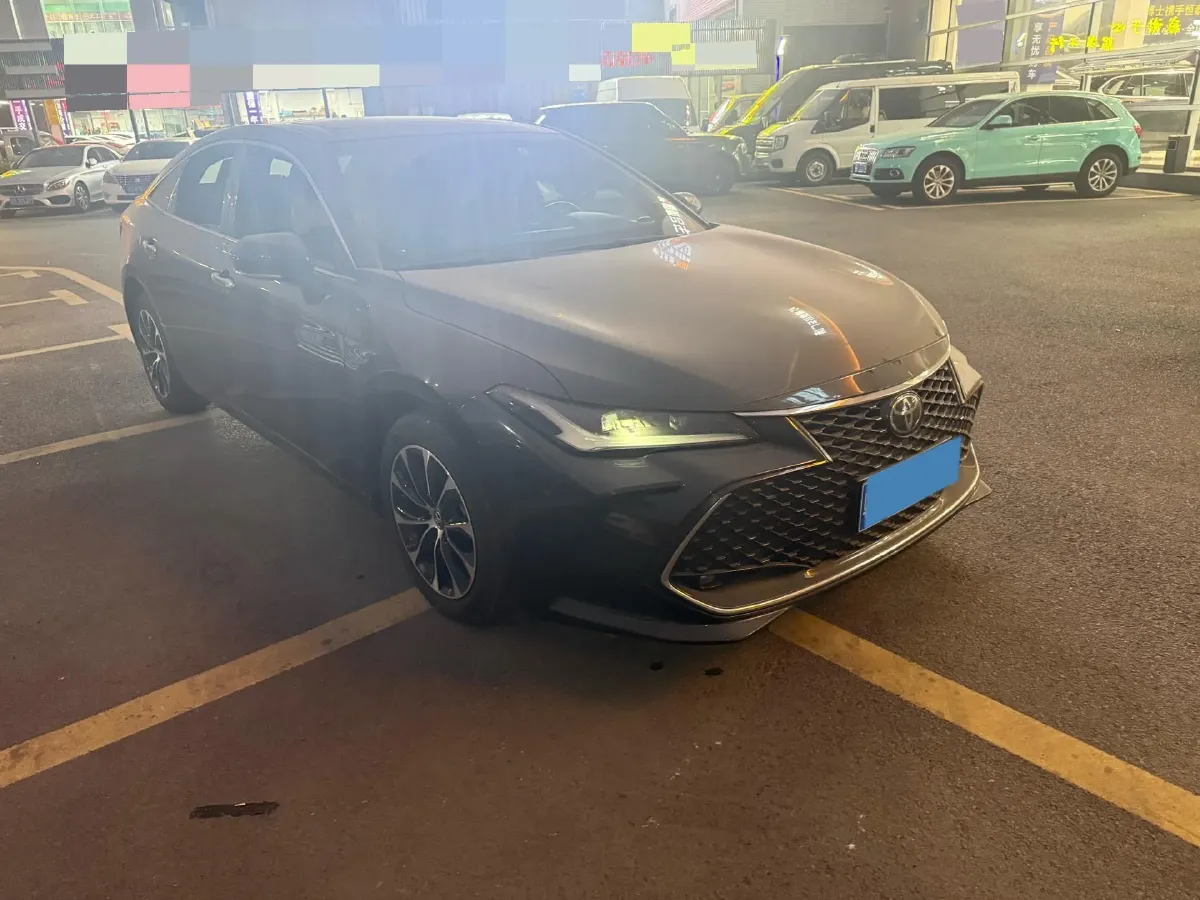 2022 Toyota Avalon 2.5L 209HP L4 8AT,autocango,china used car exporter,china ev exporter,chinese used car exporter,chinese used ev exporter